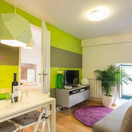 Apartment Contemporary By Alfama *